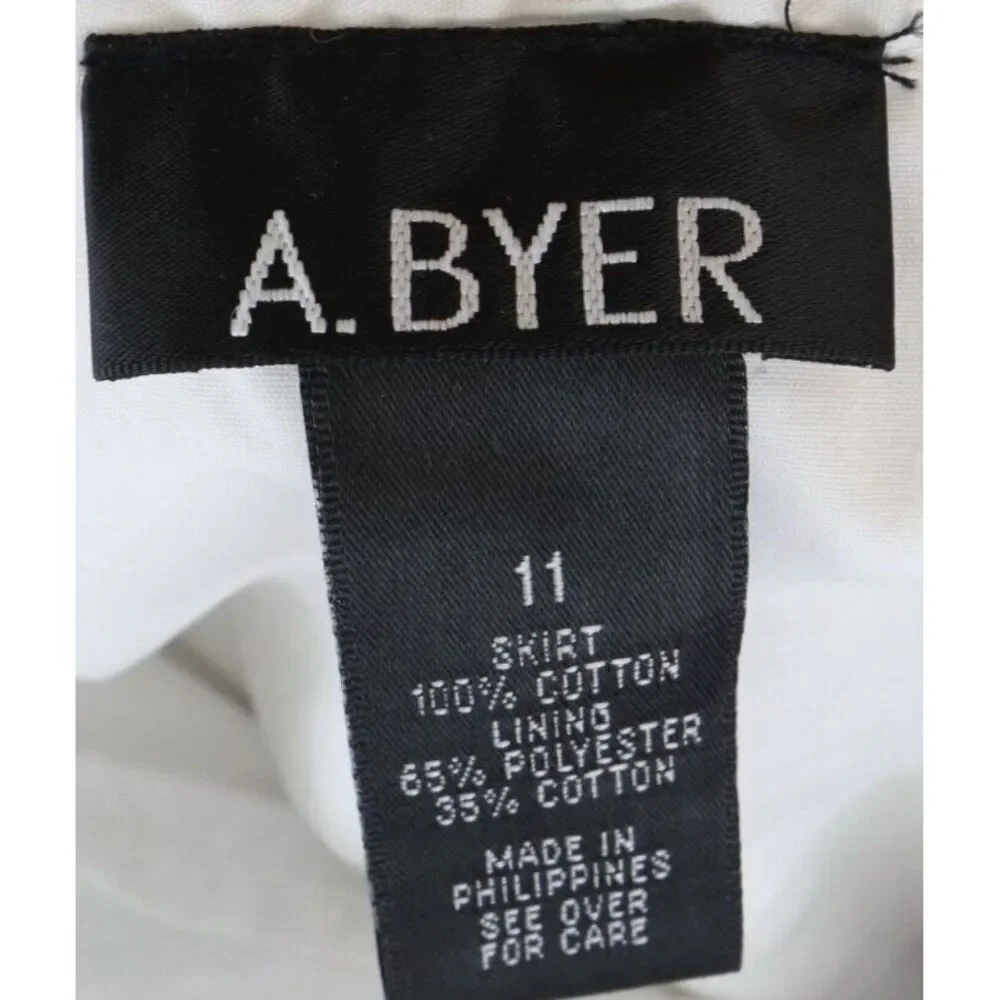 A. Byer Skirt Knee Length Junior Womens Sz 11 Black White Striped Belted Pleated